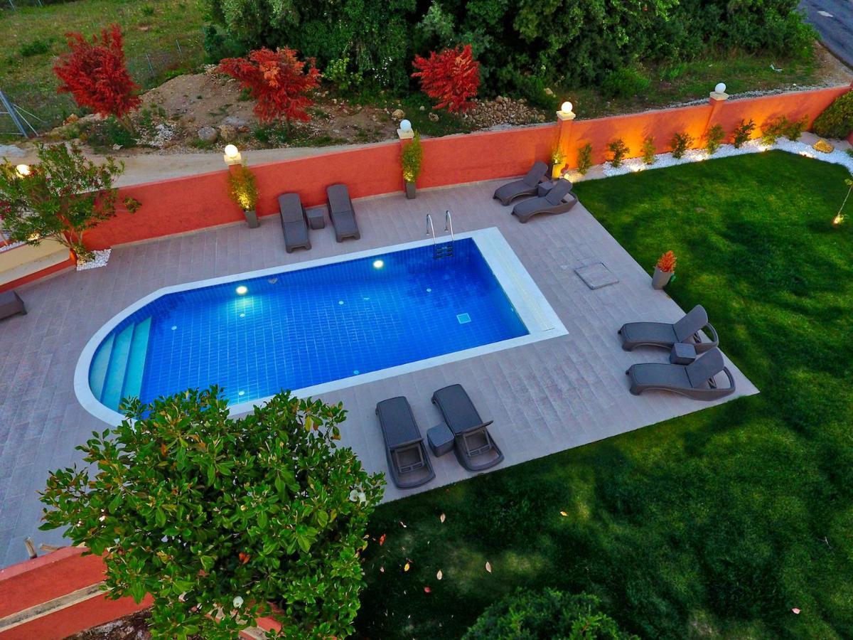 Villa Alex Sinarades ภายนอก รูปภาพ